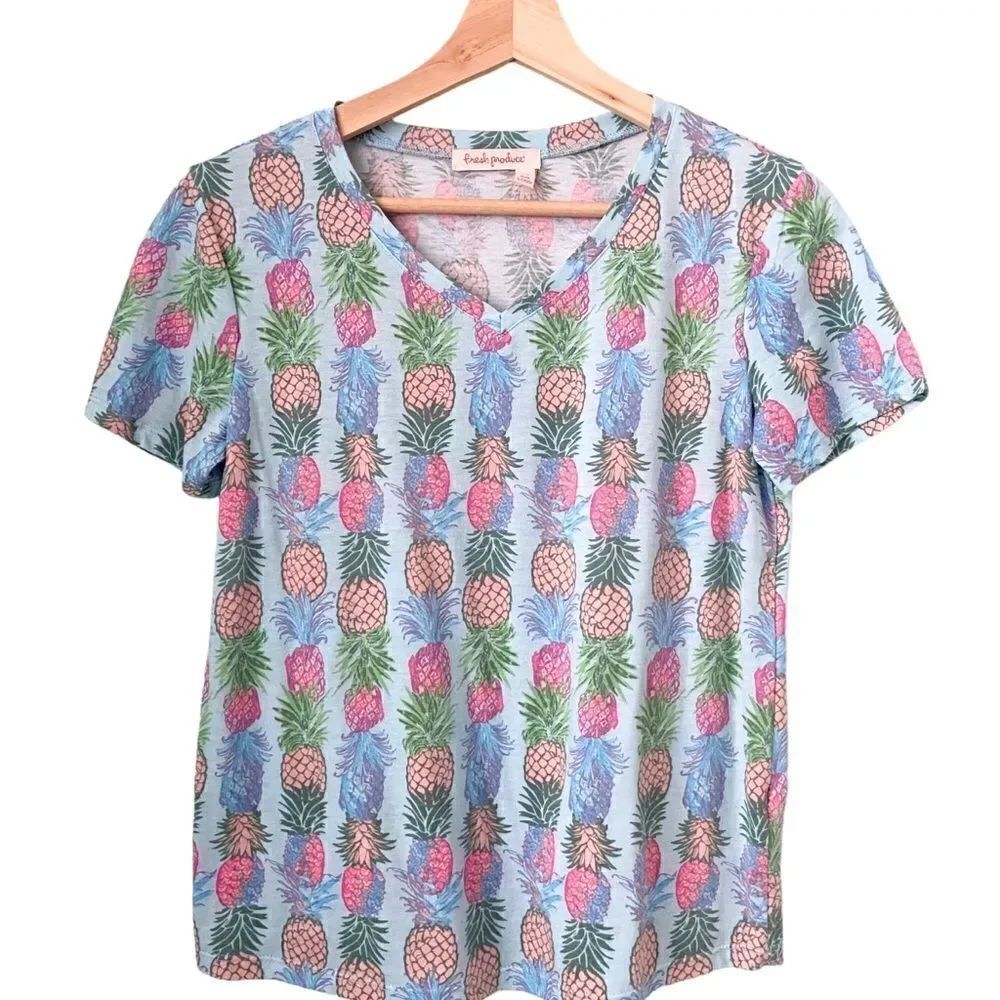 NEW Fresh Produce Pineapple Print Vneck Tee Top in Size X Small